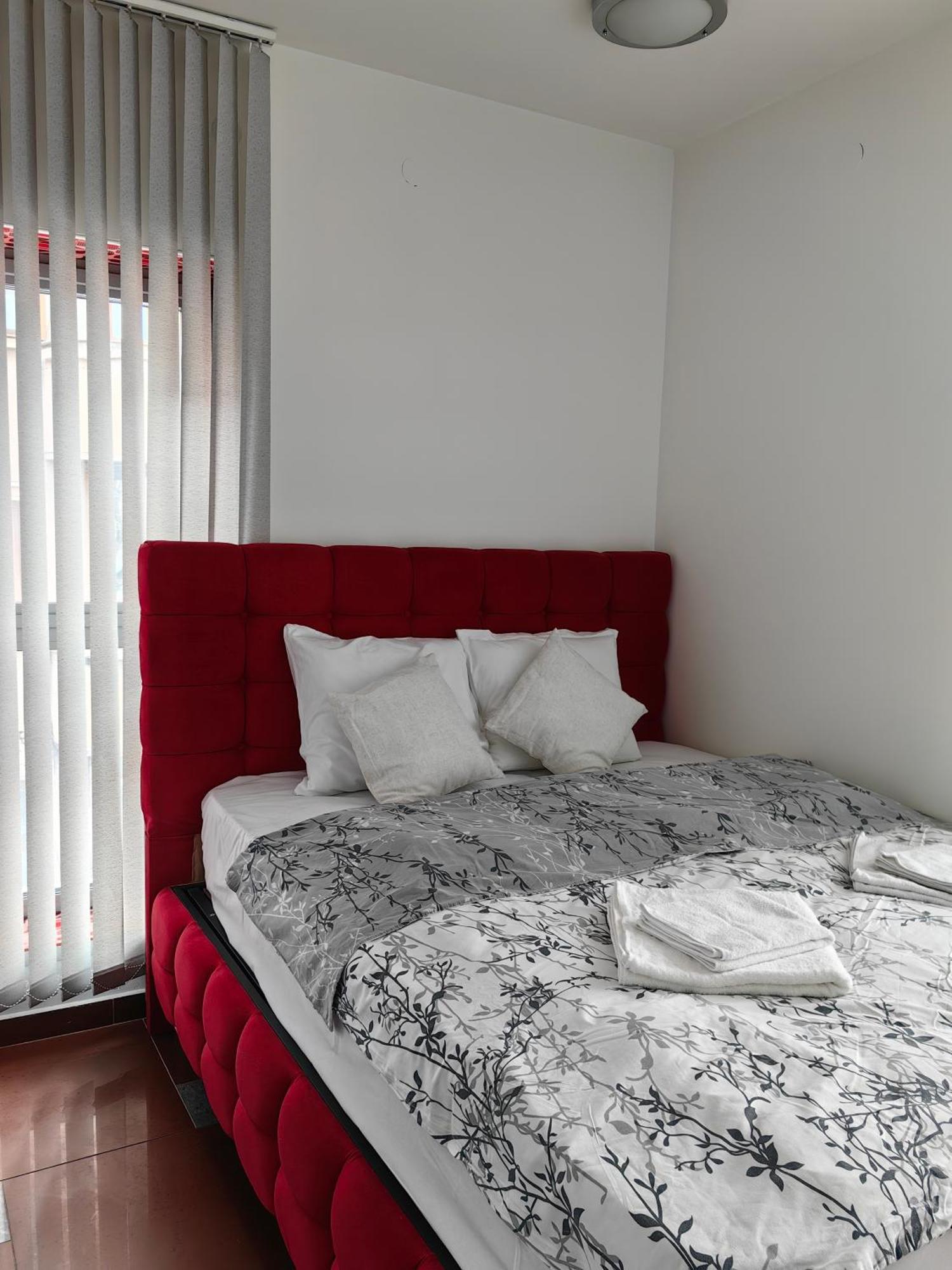 2 Bedrooms Apartment. Płowdiw Zewnętrze zdjęcie